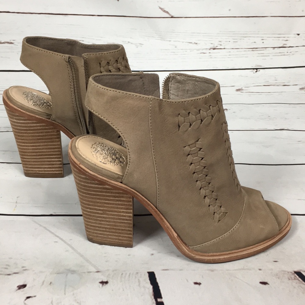 Vince Camuto peep toe leather sandals